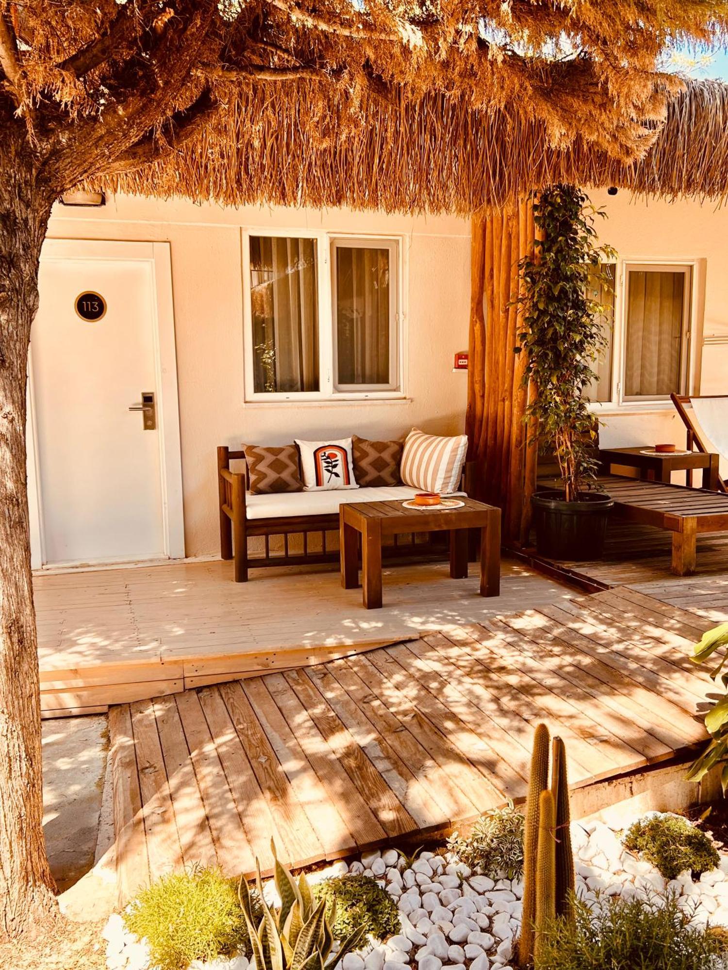 Kalia Beach Hotel Side Exterior foto